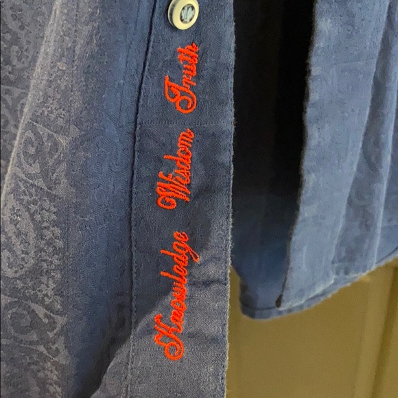 Robert Graham button down - Picture 4 of 5